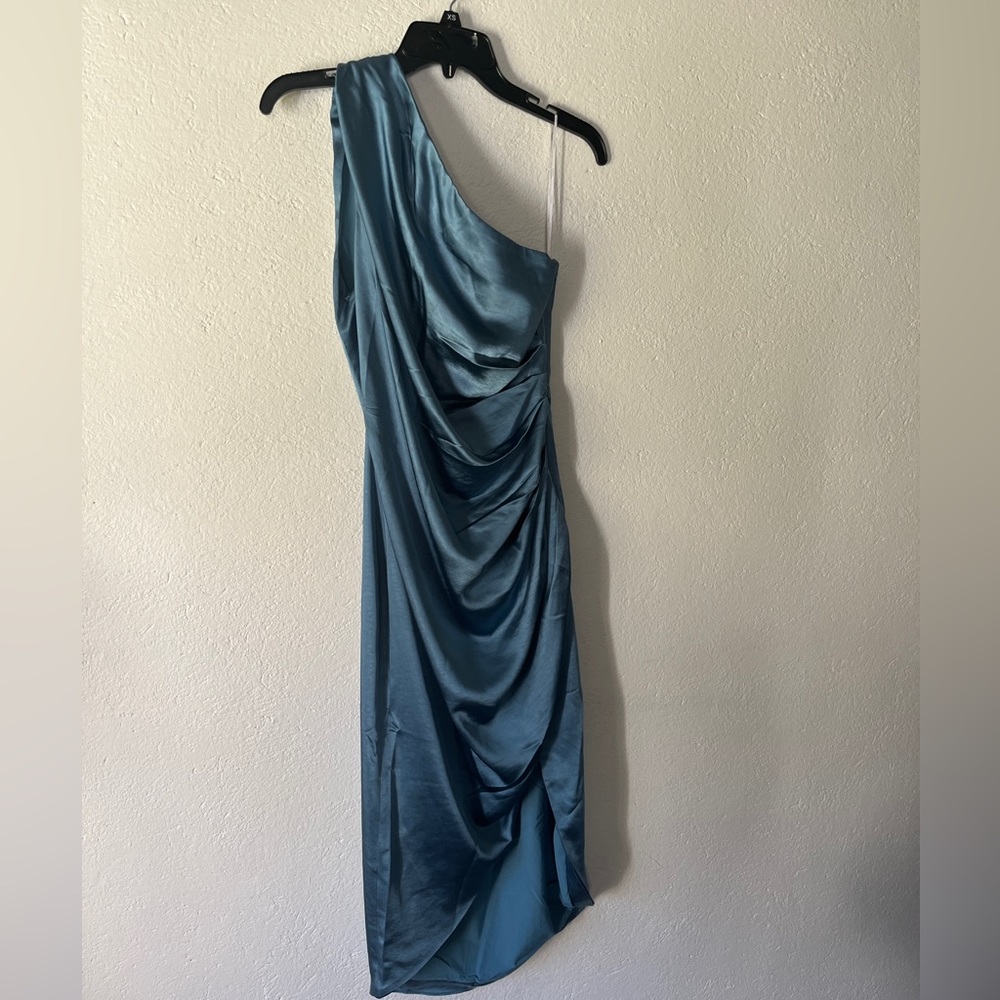 Elliat Cassini Blue Dress